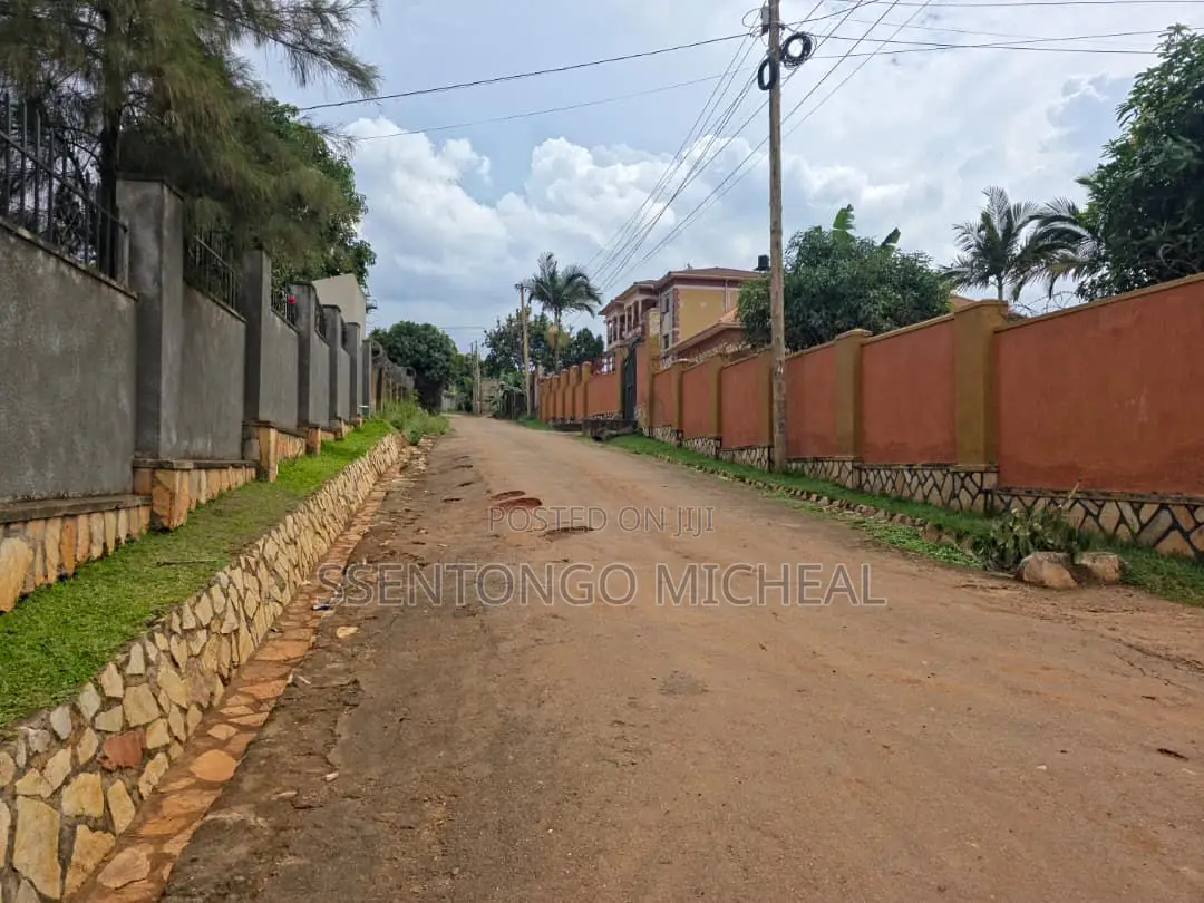 5bdrm House in Rubaga for sale