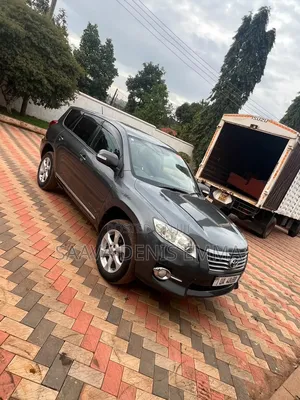 Toyota Vanguard 2010 Black
