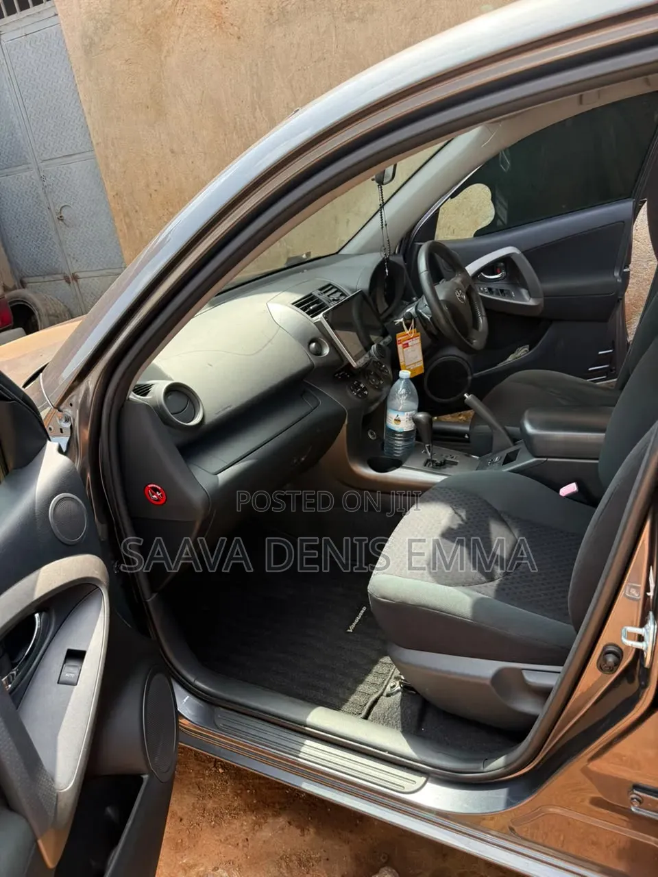 Toyota Vanguard 2010 Black