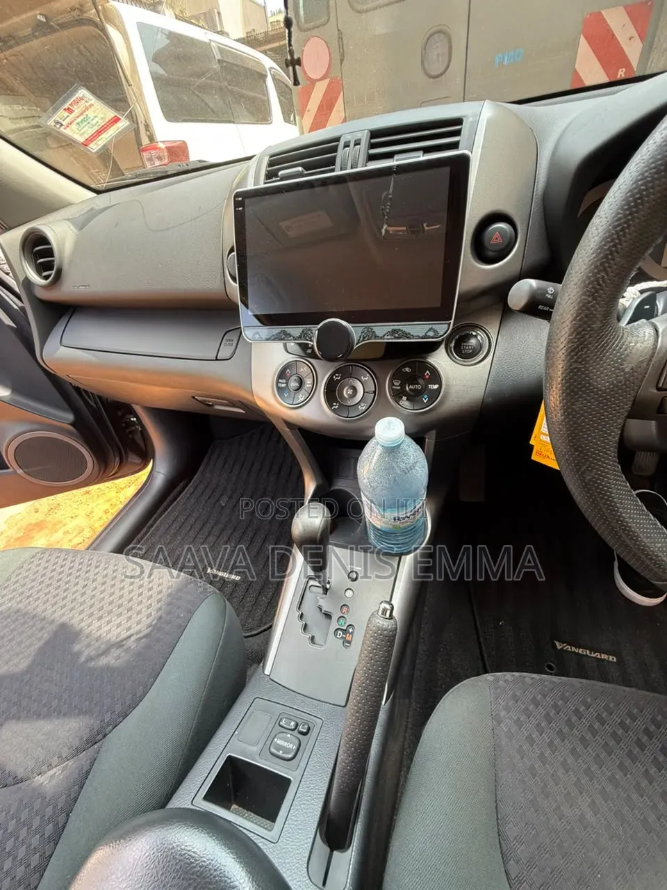 Toyota Vanguard 2010 Black