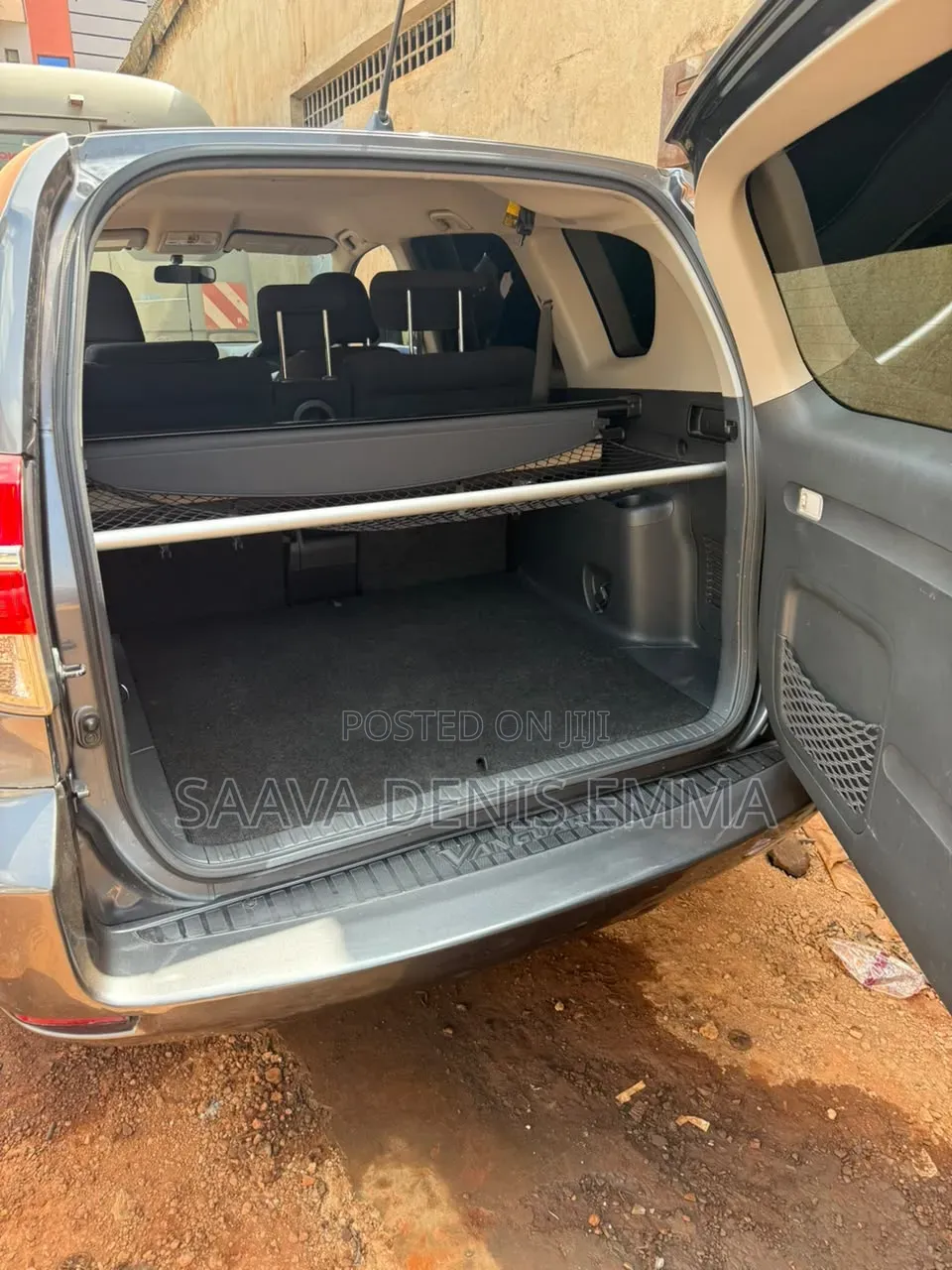 Toyota Vanguard 2010 Black