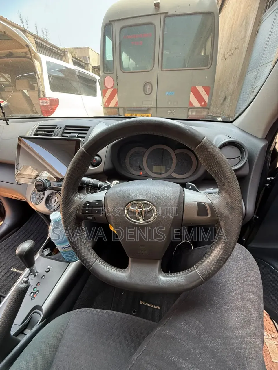 Toyota Vanguard 2010 Black