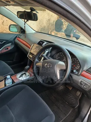 Toyota Premio 1.8 AWD 2012 Silver