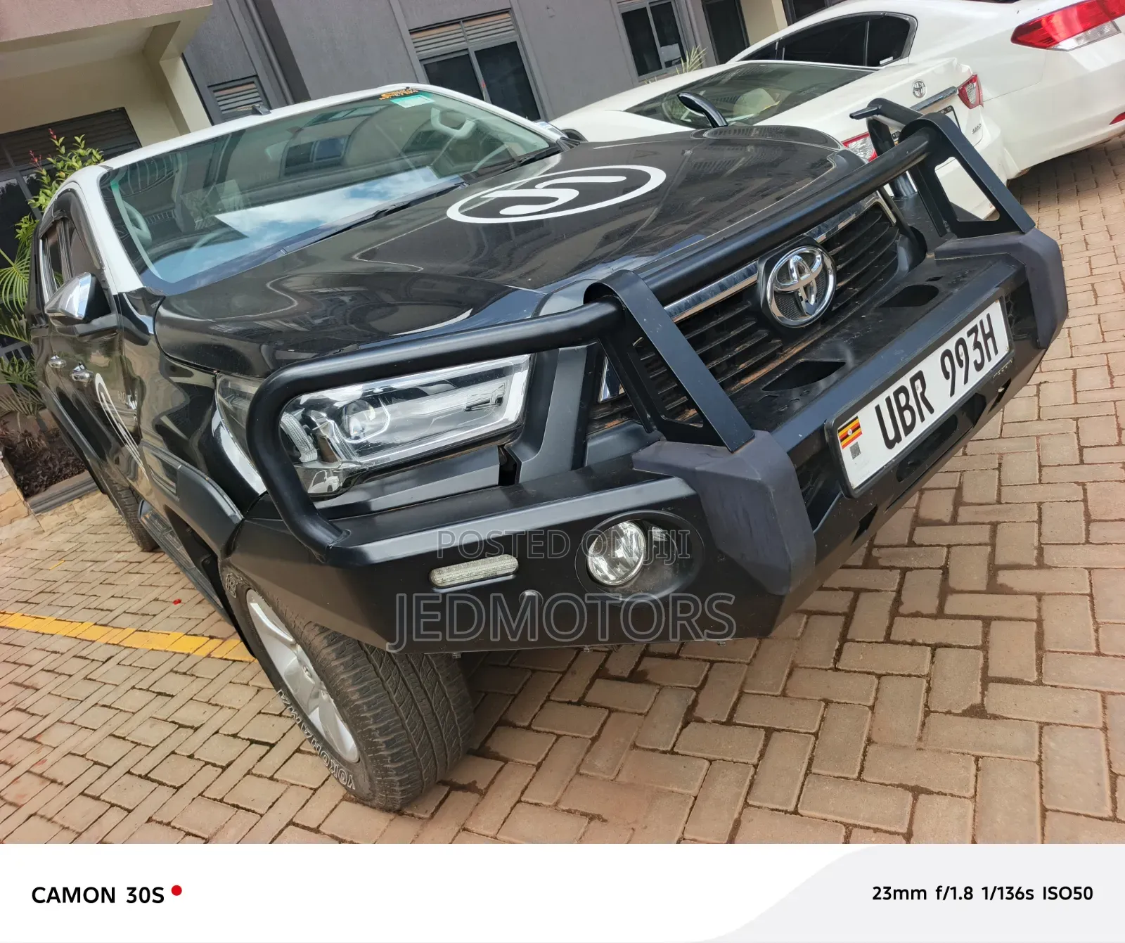 Toyota Hilux 2019 Black