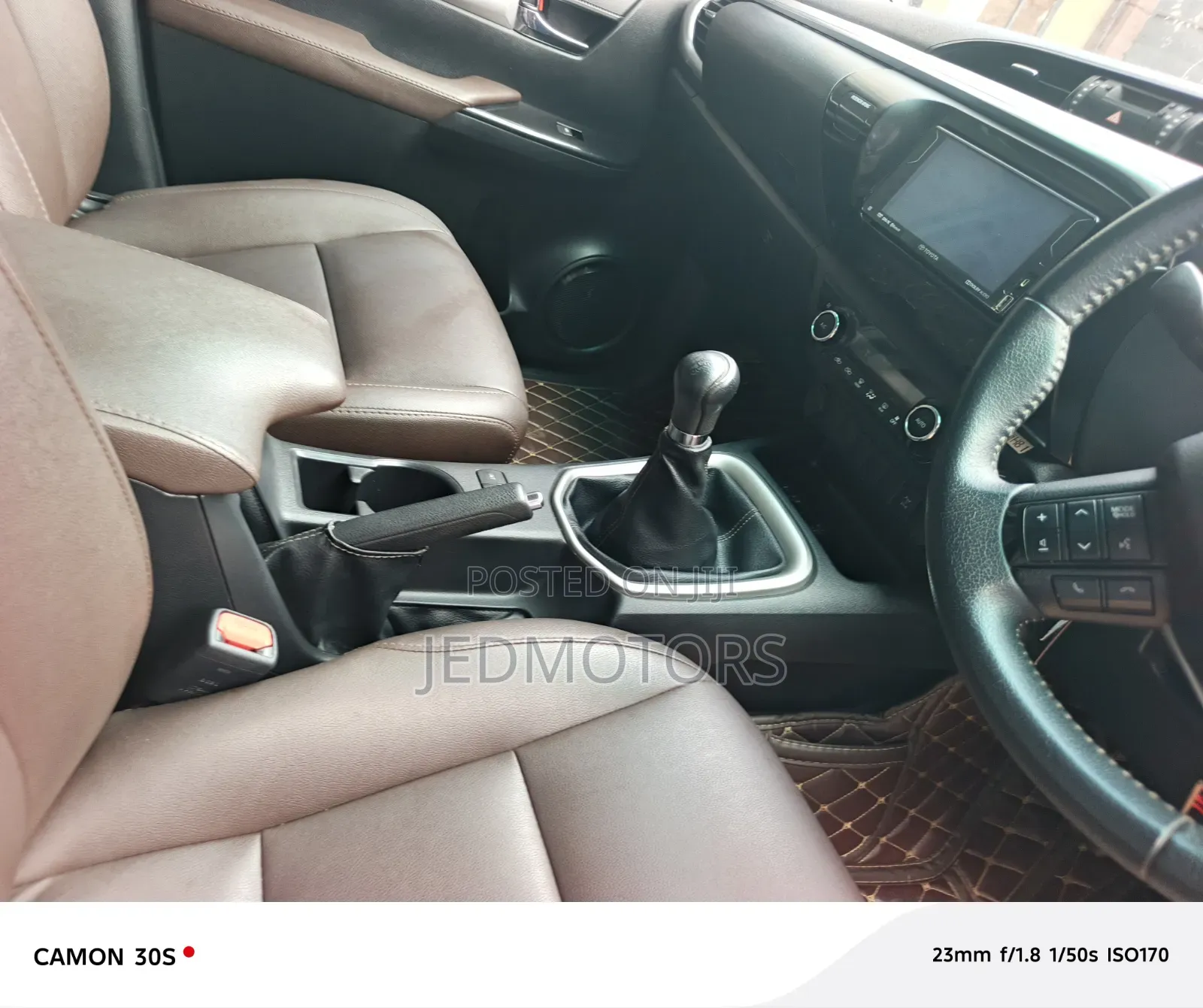 Toyota Hilux 2019 Black