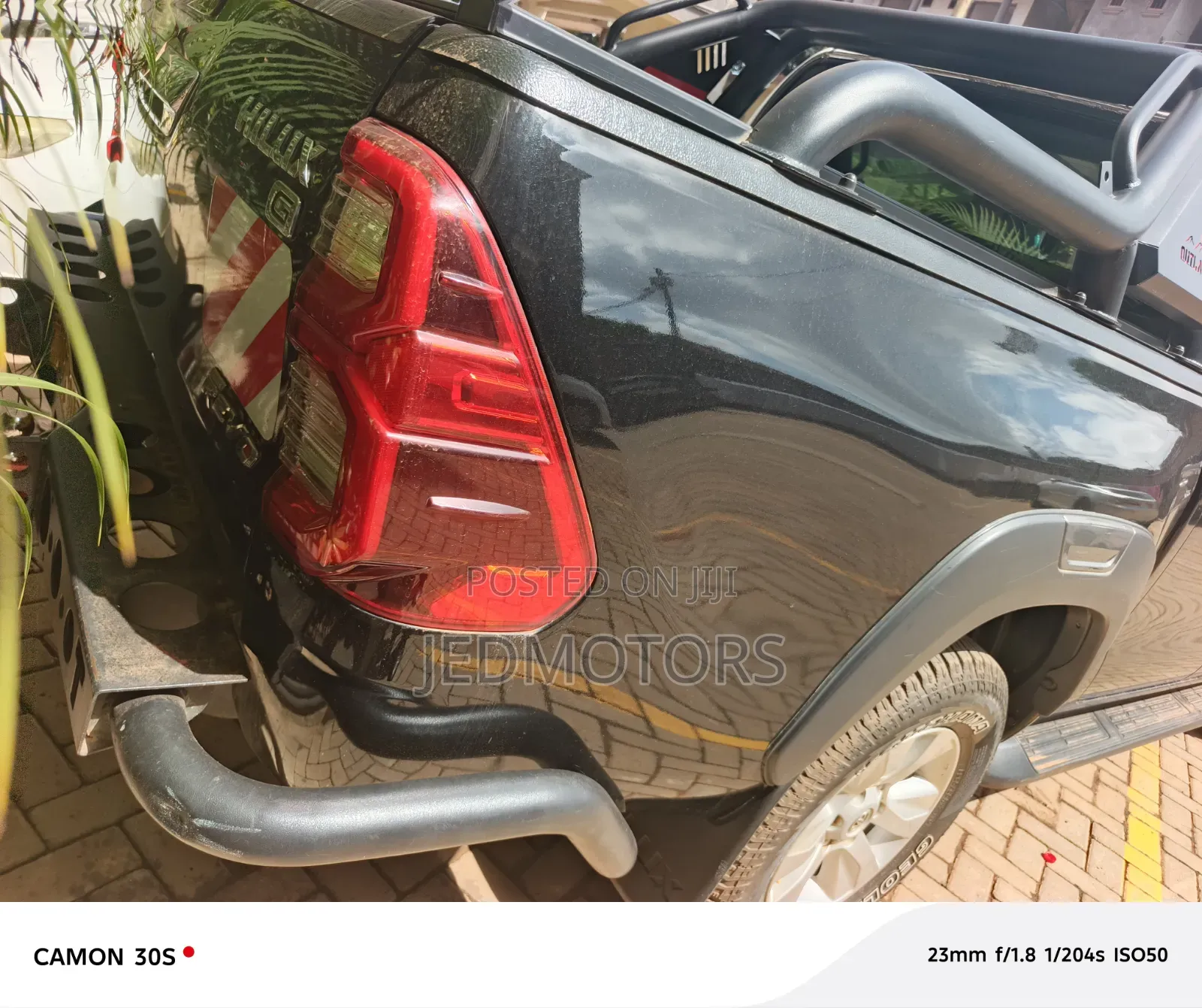 Toyota Hilux 2019 Black