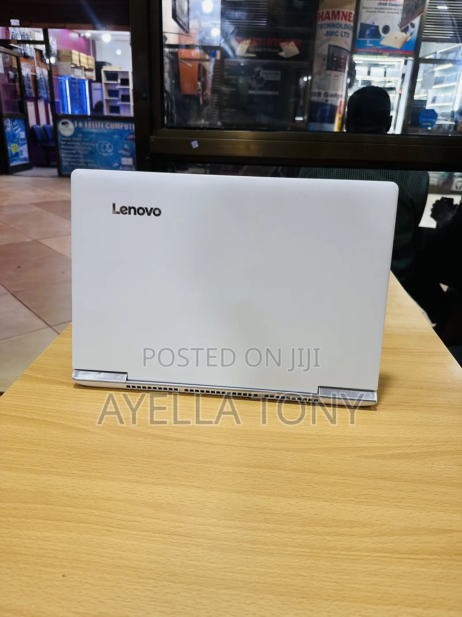 New Laptop Lenovo IdeaPad 720S 16GB Intel Core i7 SSD 256GB