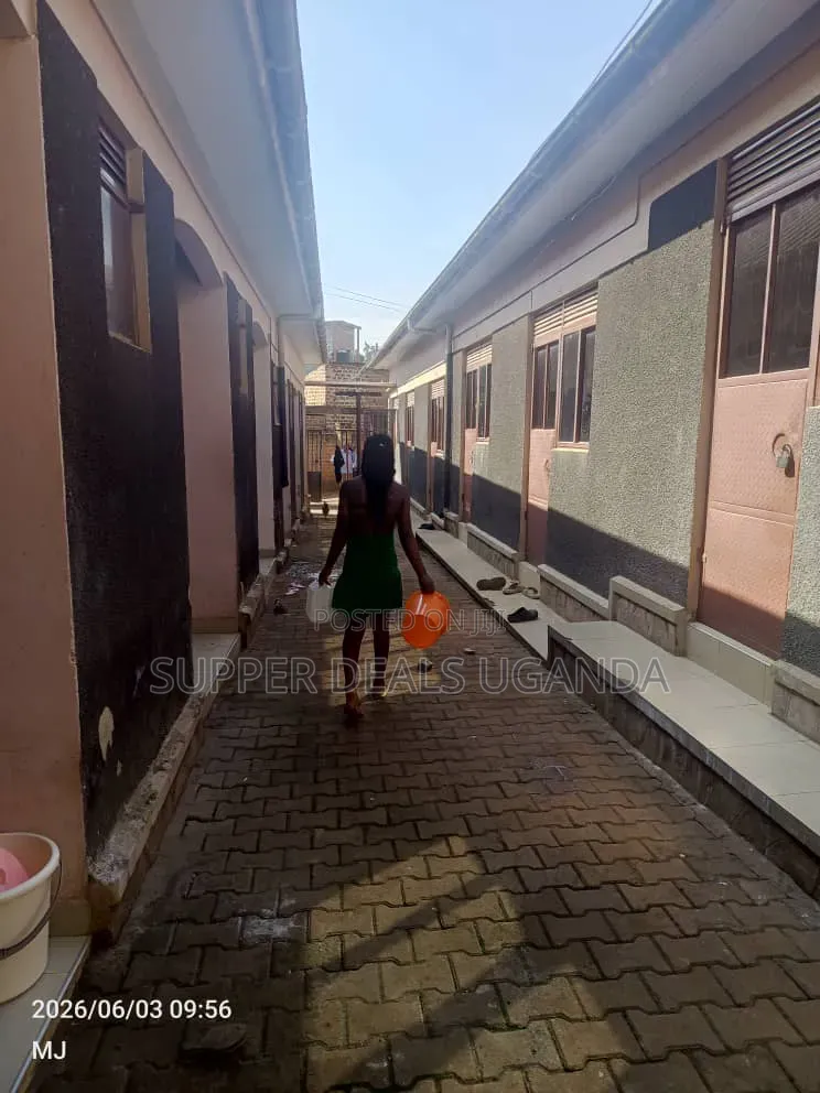 1bdrm Bungalow in Kisaasi, Nakawa for rent