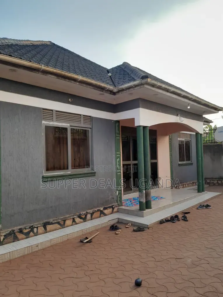 2bdrm Bungalow in Kisaasi, Nakawa for rent