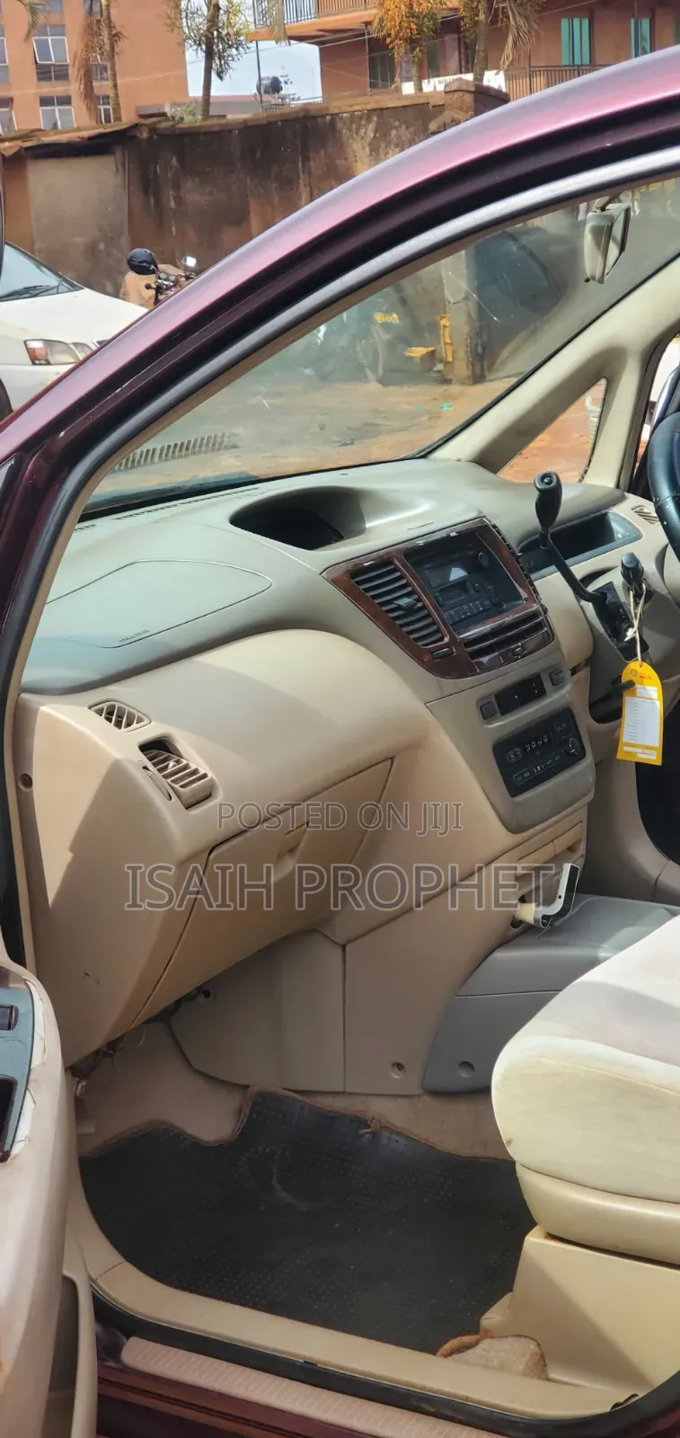 Toyota Nadia 2.0 135hp FWD 2000 Maroon