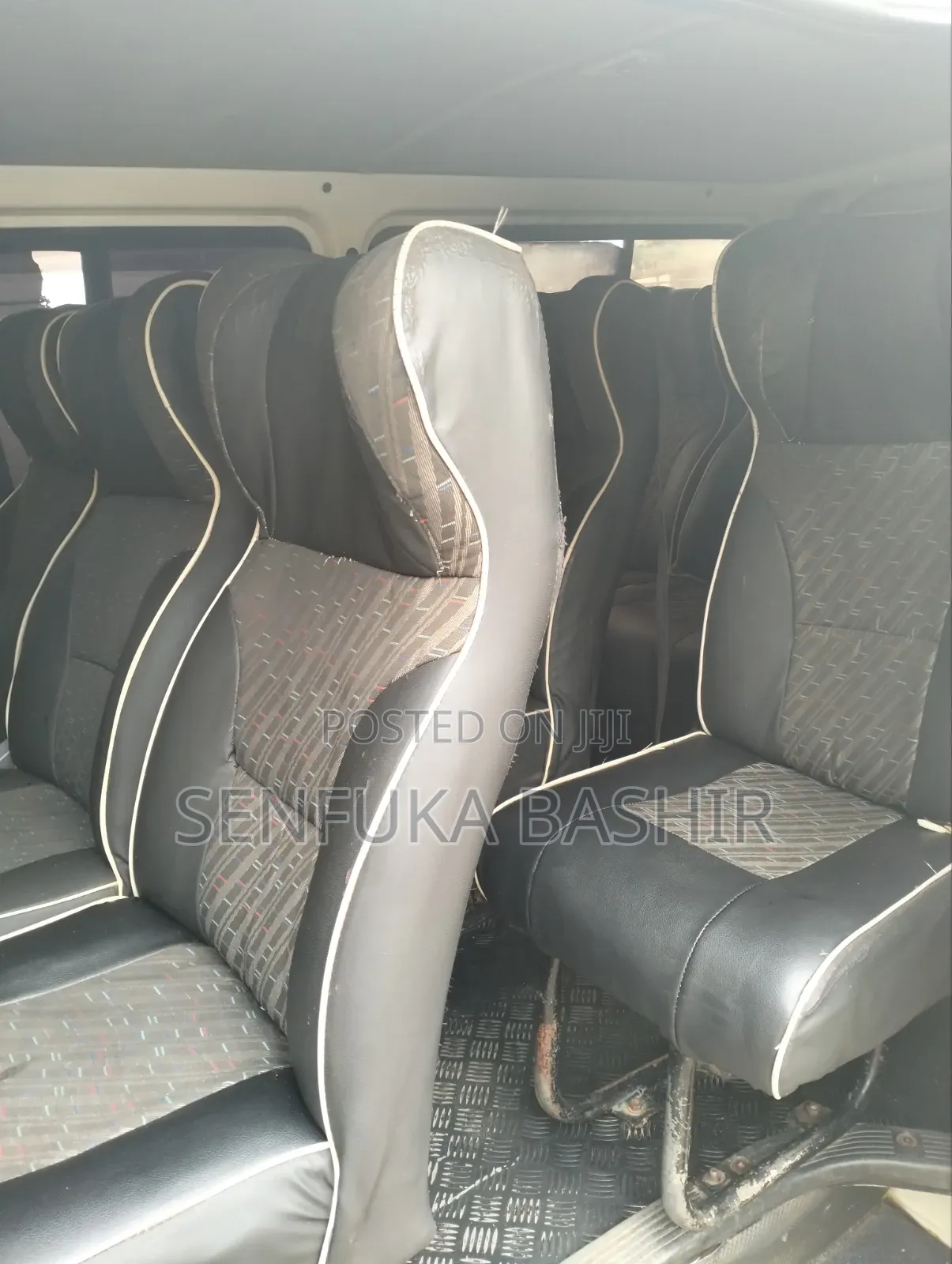 Toyota HiAce 2013 White