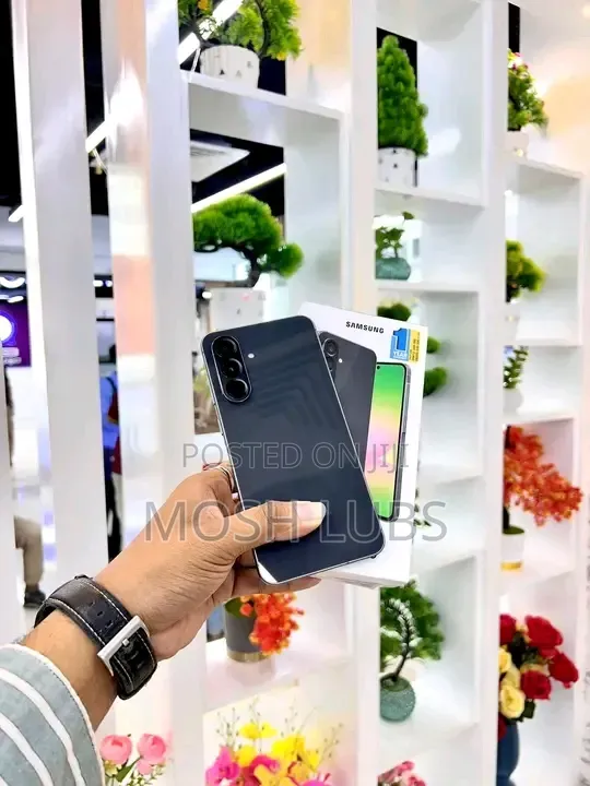 New Samsung Galaxy A56 256 GB Black