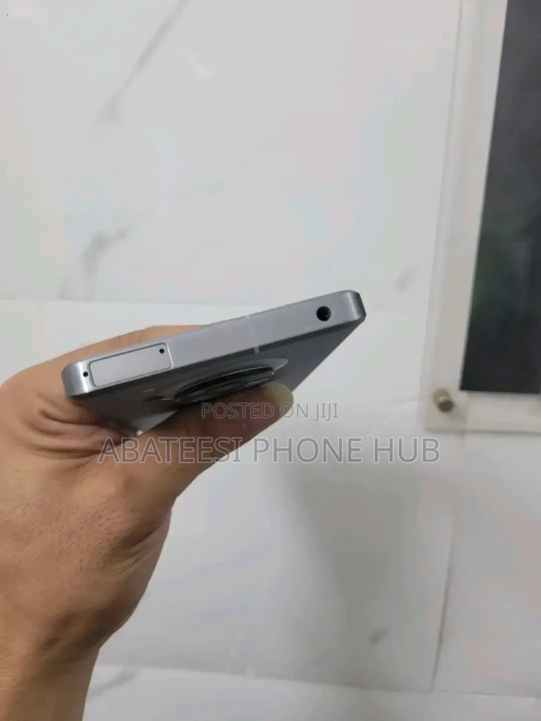 Sharp Aquos R7 256 GB Silver