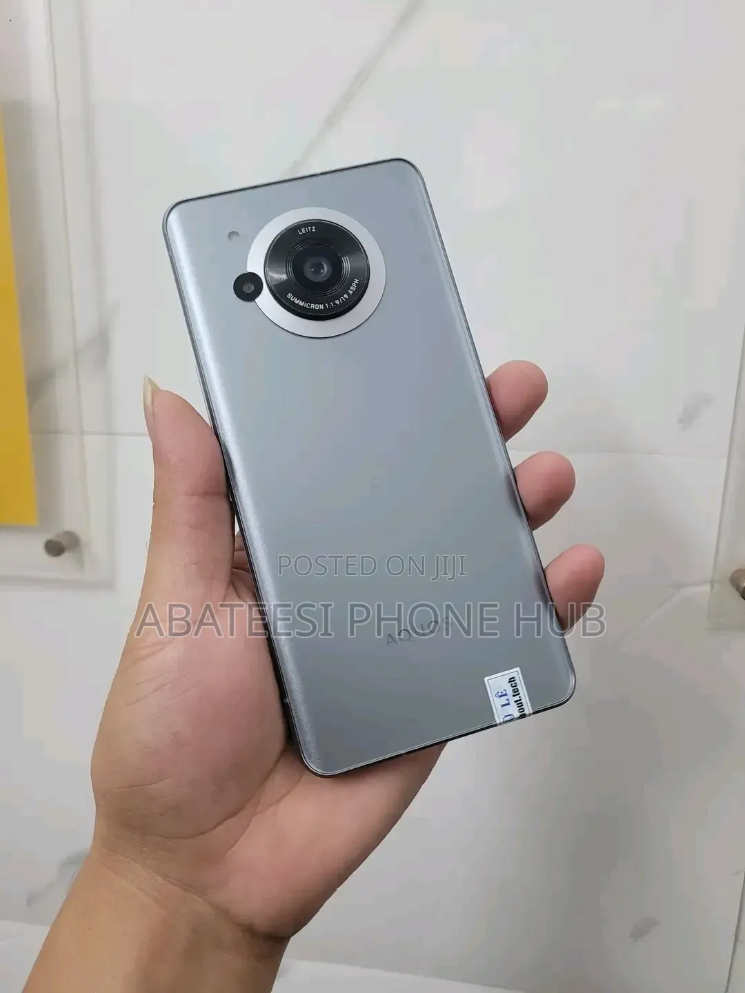 Sharp Aquos R7 256 GB Silver