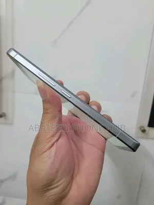 Sharp Aquos R7 256 GB Silver