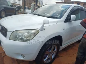 Toyota RAV4 2009 White