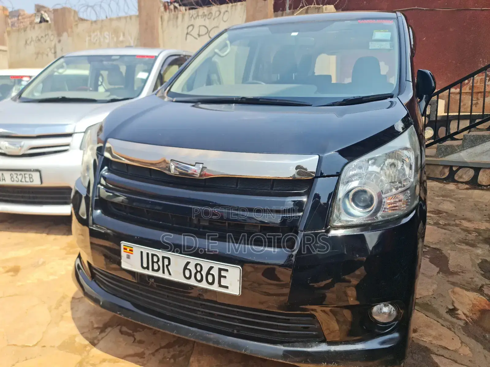 Toyota Noah 2009 Black