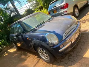 Mini Cooper 2006 Blue