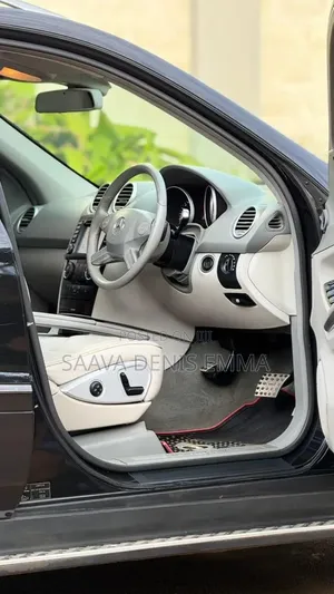Mercedes-Benz M Class 2014 Black