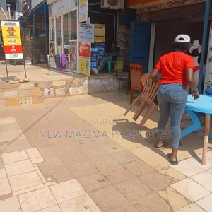 Makindye Commercial Shops With Busy Guest Self Contained Rooms Onsale