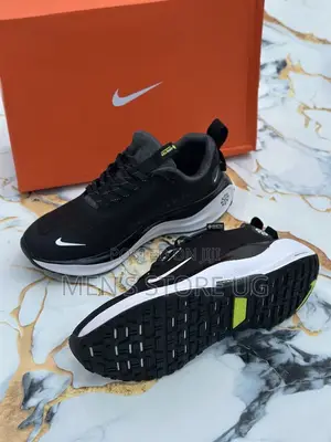 Nike Strom Tread Classic Authentic Running Shoe
