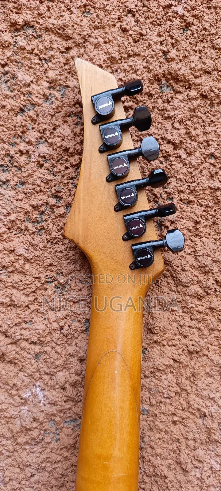 Samick Solo Guitar