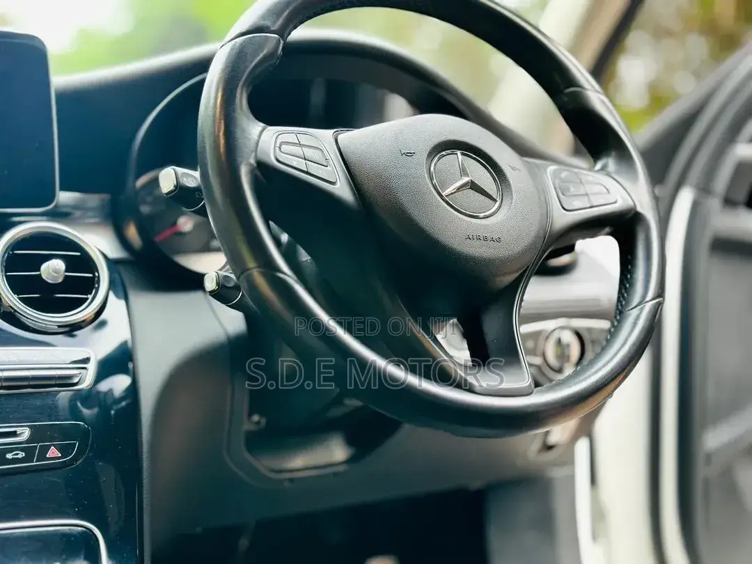 Mercedes-Benz C-Class 2016 White