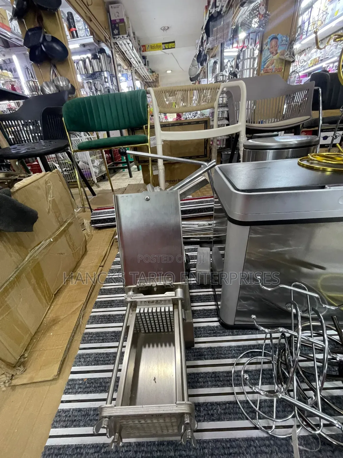An Electric Commercial Food Preparation Machine