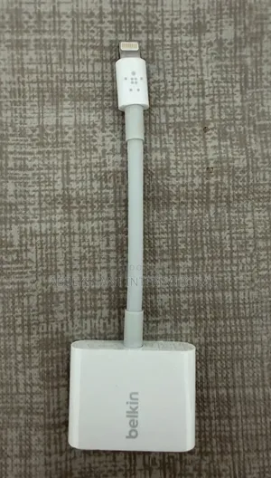 Belkin Lightning Audio + Charge Rockstar 2-in-1 Adapter