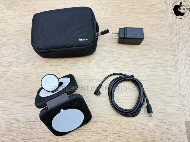 Belkin Boostcharge Pro 2-in-1 Magnetic Charging Travel Pad
