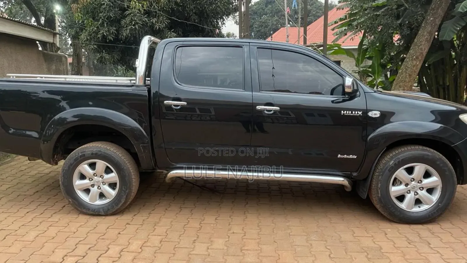 Toyota Hilux 2015 Black
