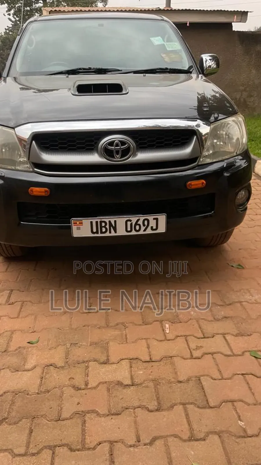 Toyota Hilux 2015 Black