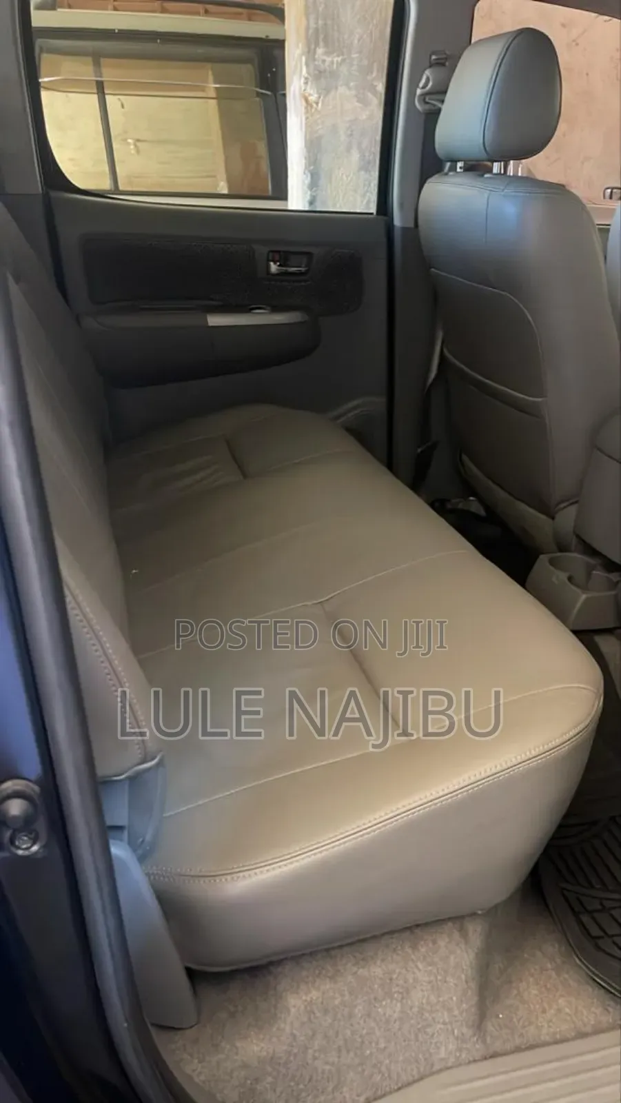 Toyota Hilux 2015 Black