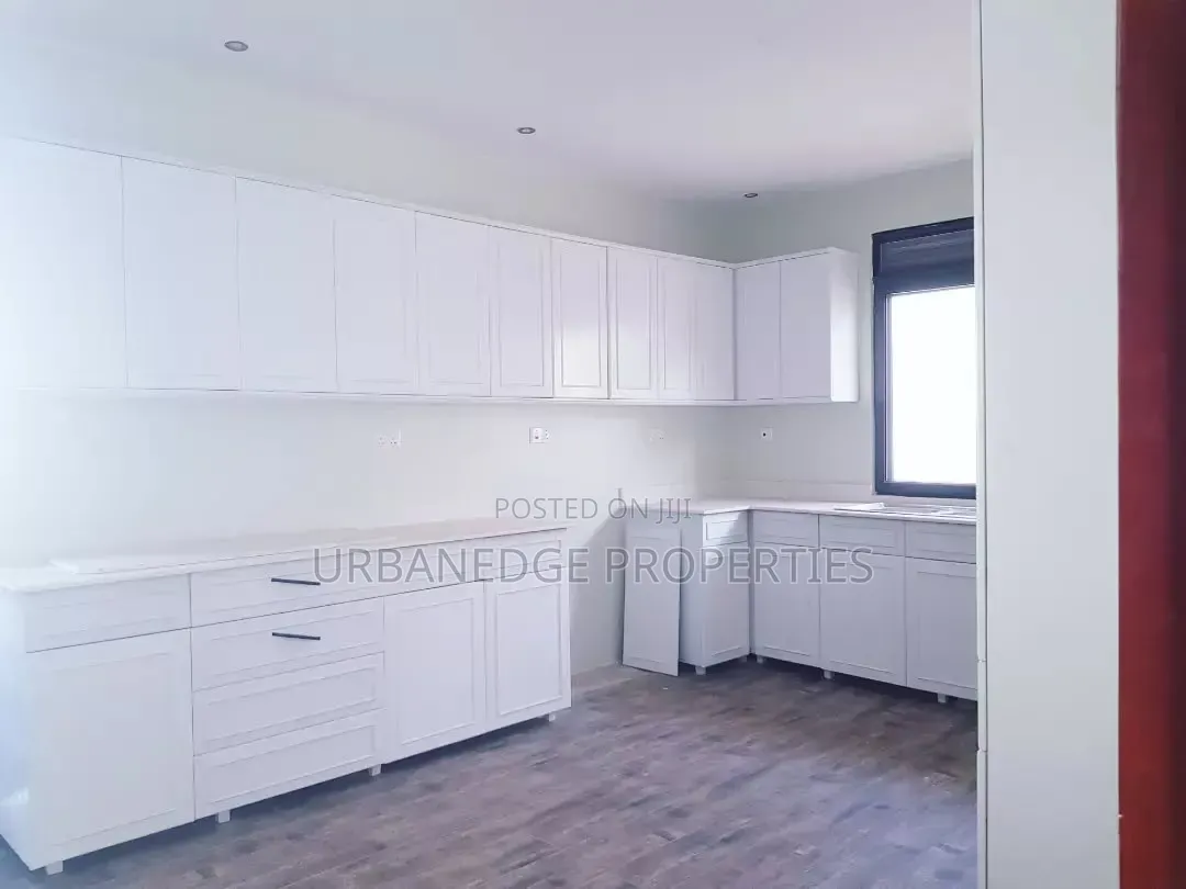 5bdrm House in Munyonyo, Central Division for rent