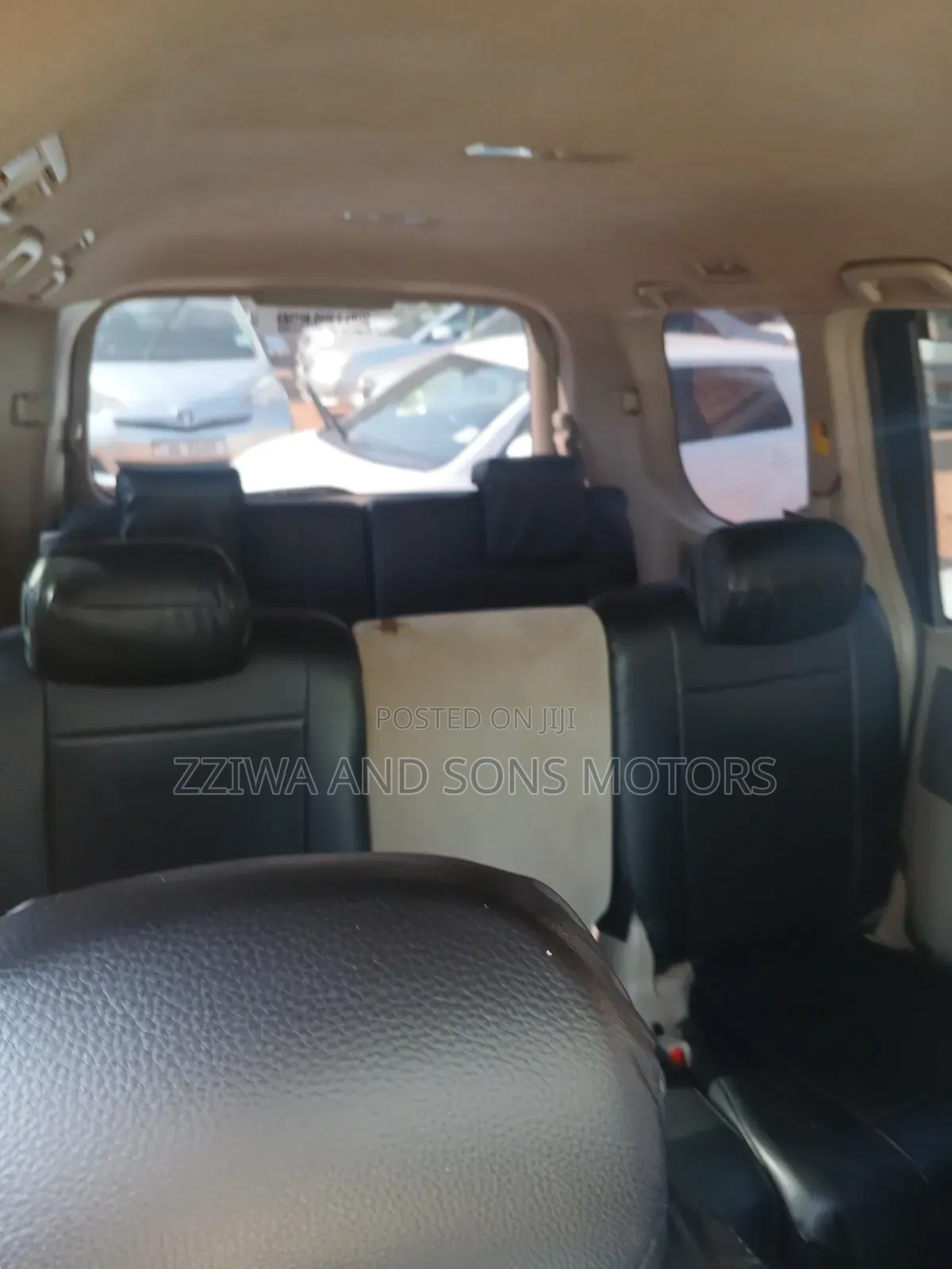 Toyota Noah 2011 White