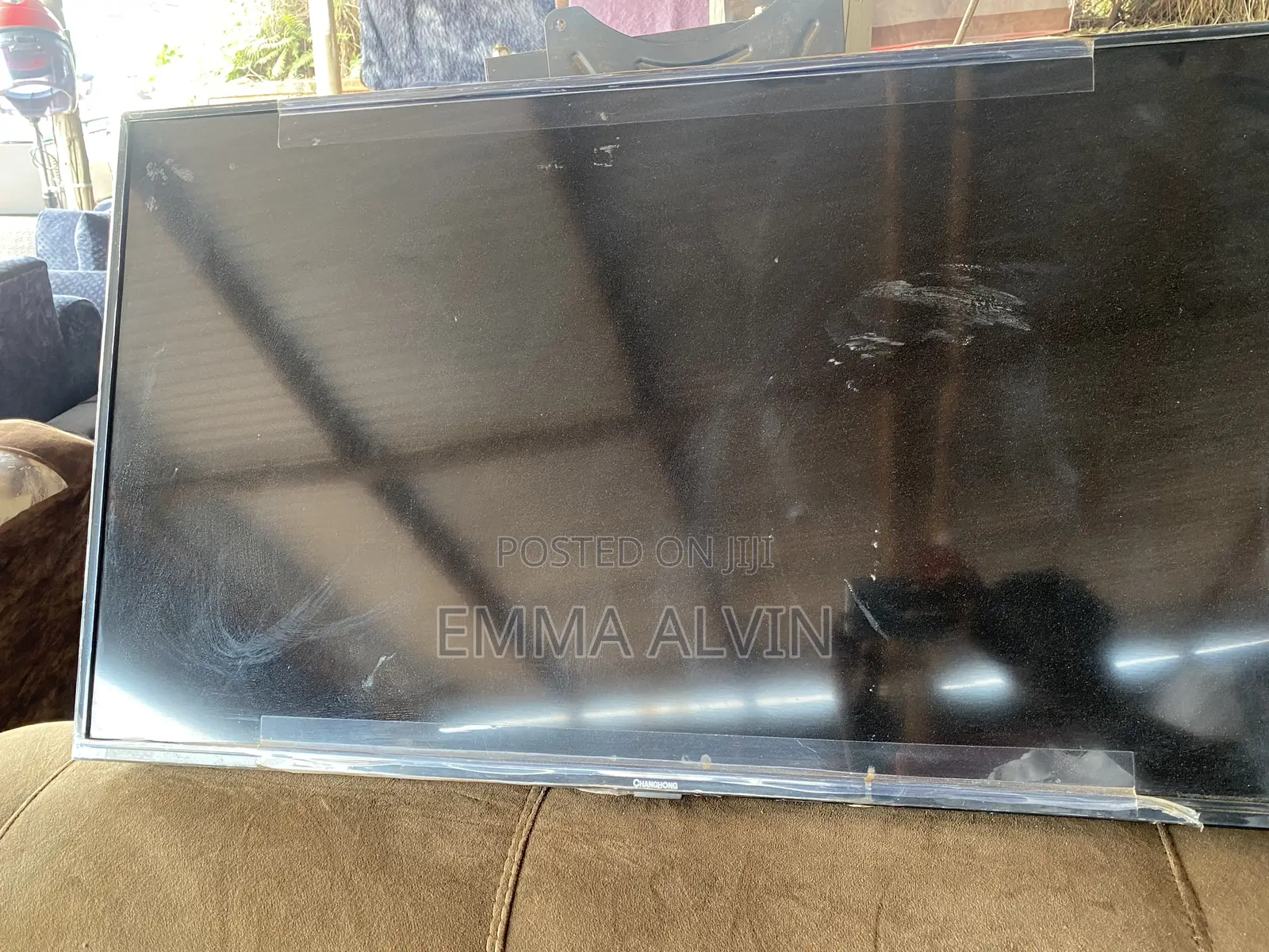 Flat Screen 43inches