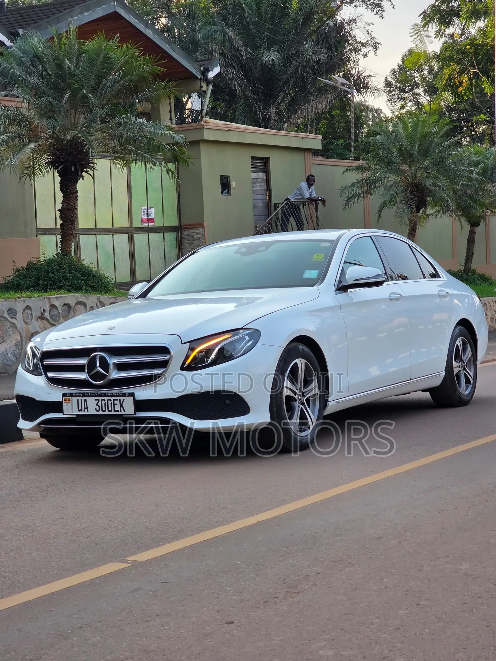 Mercedes-Benz E200 2018 White