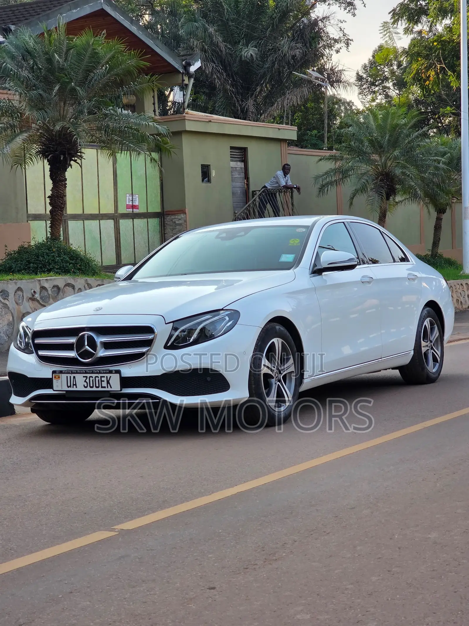 Mercedes-Benz E200 2018 White