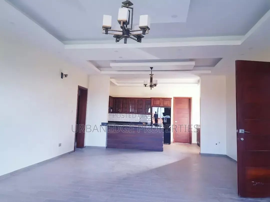 3bdrm Apartment in Muyenga, Central Division for rent