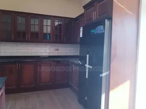 3bdrm Apartment in Muyenga, Central Division for rent