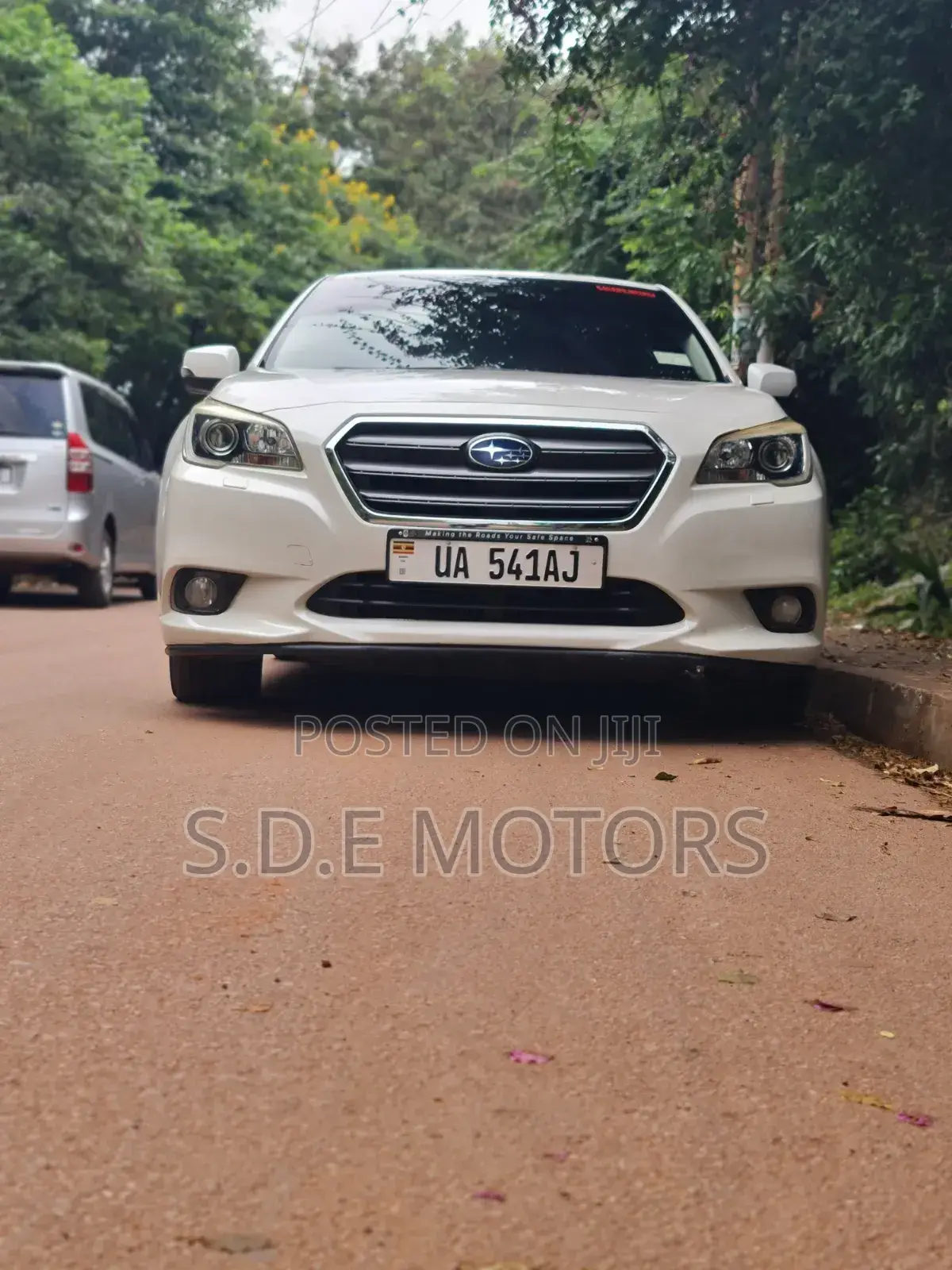 Subaru Legacy 2017 White