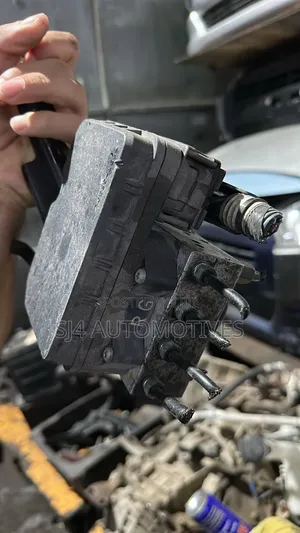 Abs Pump Toyota Probox 2014