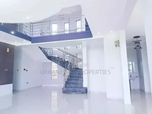 6bdrm Mansion in Lubowa, Central Division for rent