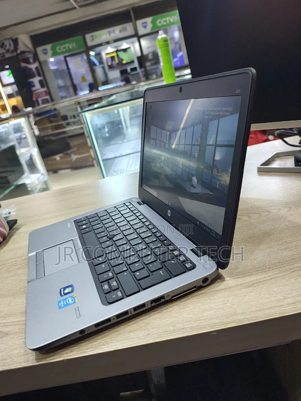 Laptop HP EliteBook 820 G1 4GB Intel Core i5 SSD 256GB