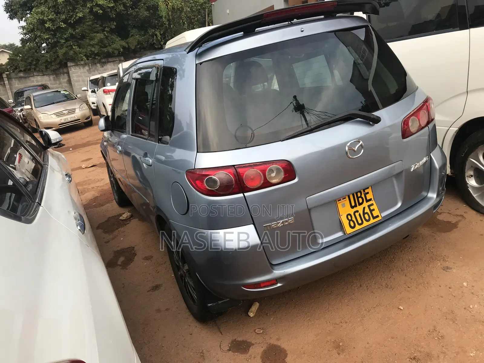 Mazda Demio 2005 Blue