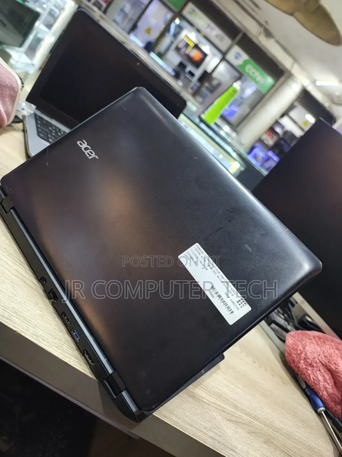 Laptop Acer TravelMate B113 4GB Intel Celeron SSD 128GB