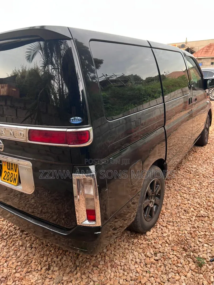 Nissan Elgrand 2011 Black
