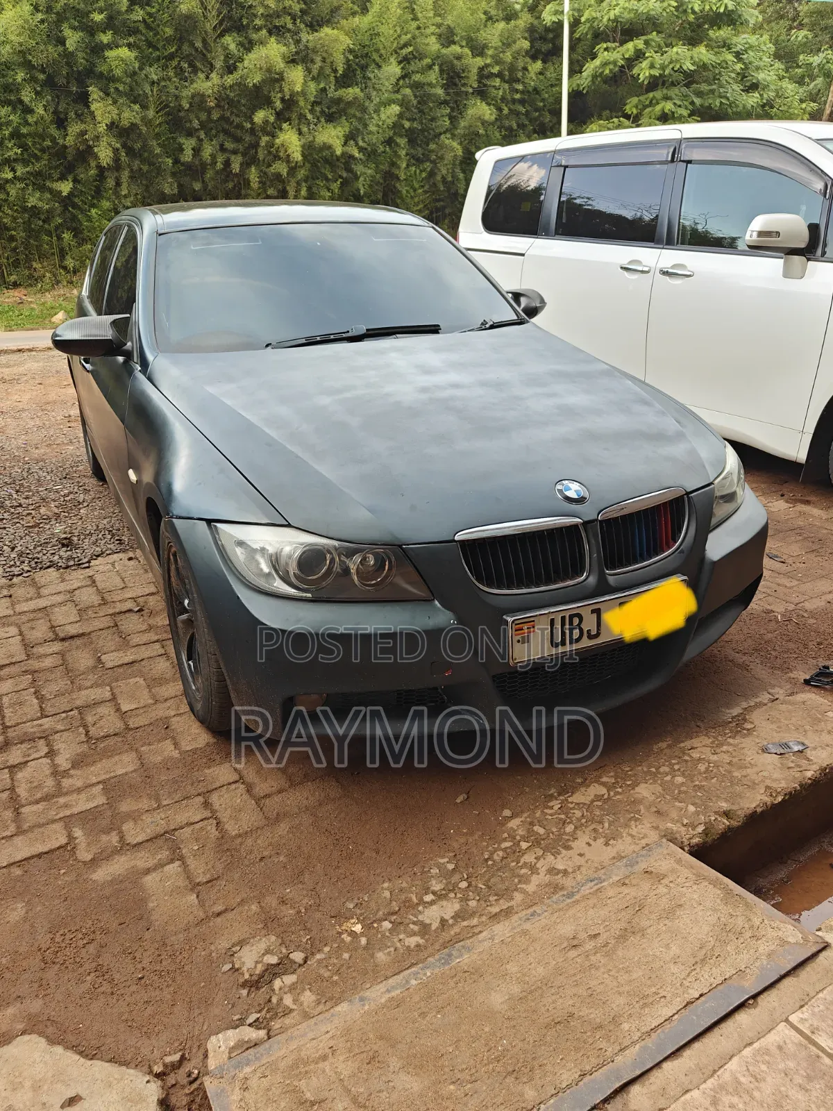 BMW 323i 2007