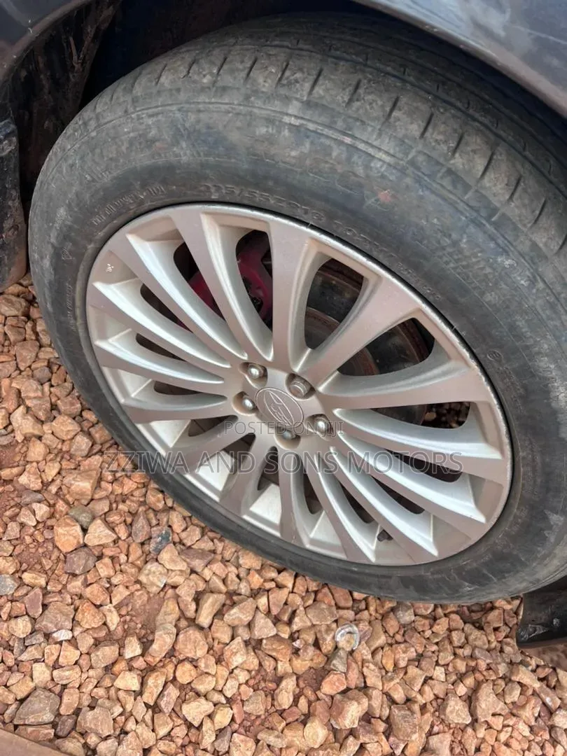 Subaru Legacy 2014 Gray
