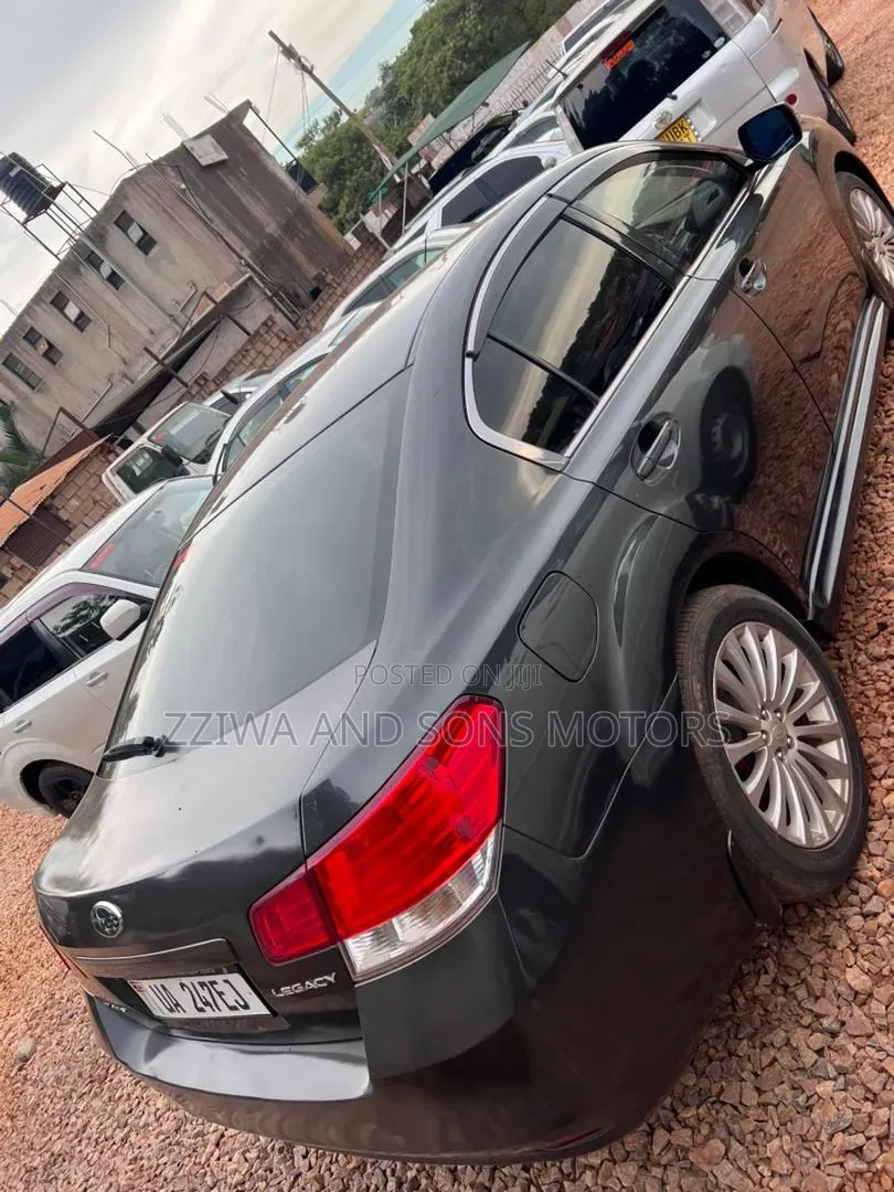 Subaru Legacy 2014 Gray
